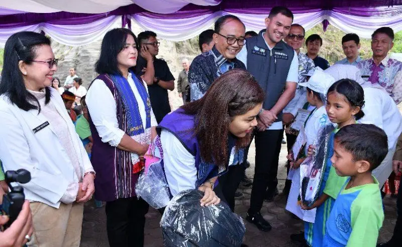 Dua Hari di Samosir, Ketua Pembina Posyandu Sumut Kahiyang Ayu Pastikan Pelayanan Posyandu Berjalan Optimal