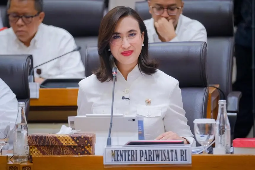 Pariwisata Indonesia Masih Tumbuh di Tengah Dinamika Global, Kemenpar Fokus pada Dampak Pariwisata untuk Rakyat