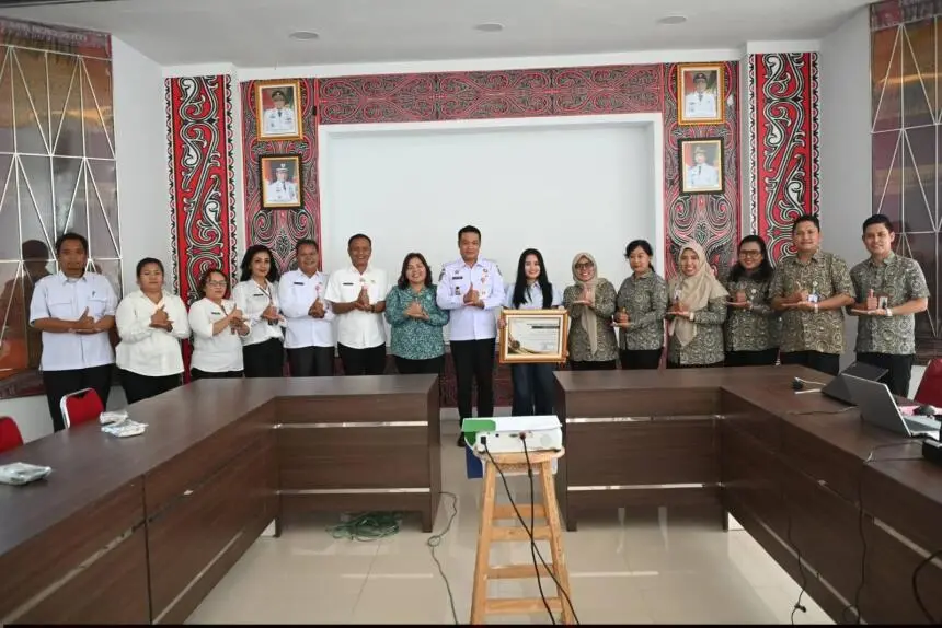 Bupati Humbahas Buka Forum Strategi UHC dan Kemitraan Fasilitas Kesehatan