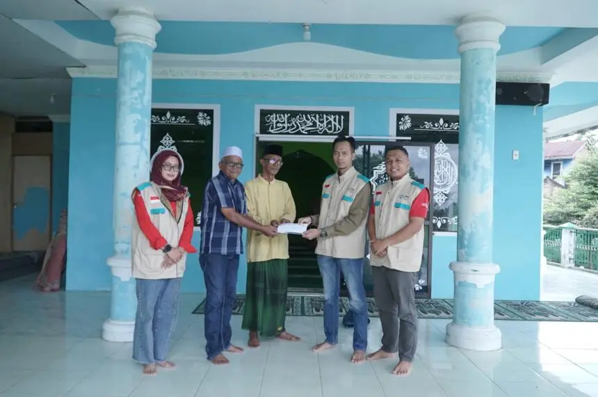 YBM PLN Bantu Renovasi Mesjid Al Ridho Nagori Bosar Simalungun