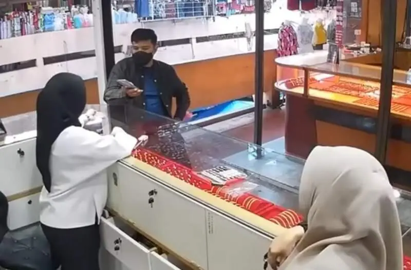 Polres Siantar Amankan 2 Penadah Emas Batangan Curian di Madina