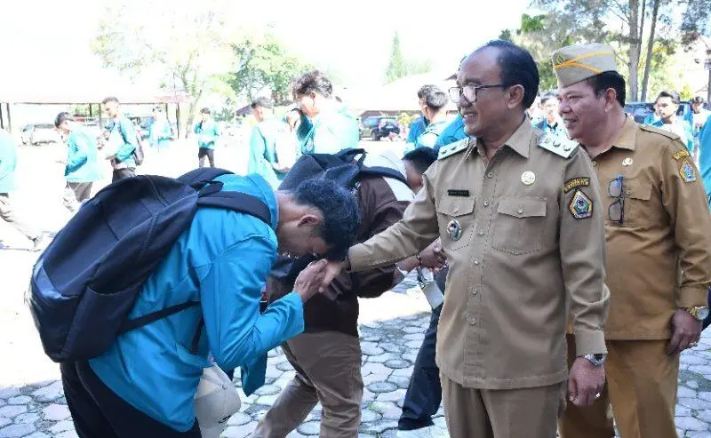 Jumlah Mahasiswa KKN UNIMED di Samosir Meningkat, Wabup Terima 2.372 Mahasiswa yang Disebar di 59 Desa