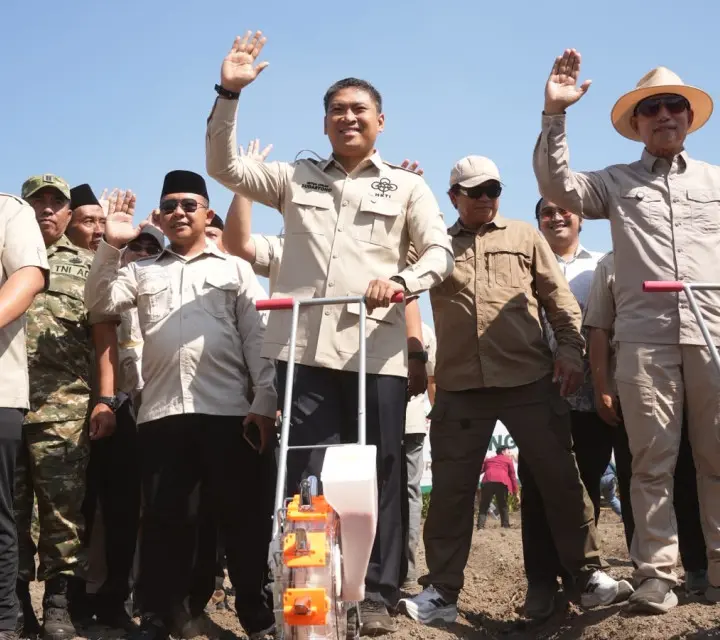 Wamentan Sudaryono Gerak Cepat Jawab Keluhan Petani, Pupuk hingga Harga Telur Langsung Diatensi