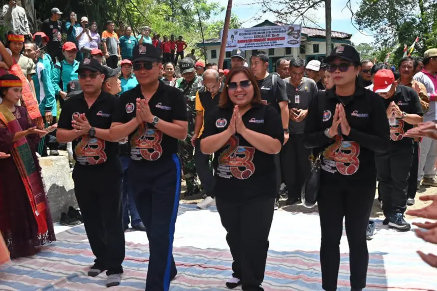 Bupati Oloan Kunjungi Dusun Sibual Terpencil yang Dihuni 41 Kepala Keluarga