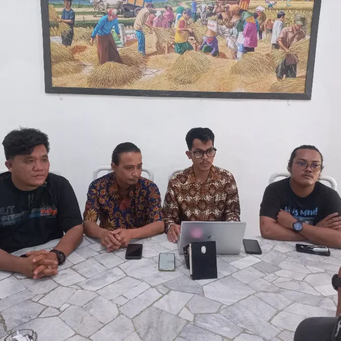 Roy dan James Tepis Tuduhan Aniaya Debt Collector, Siap Buktikan Lewat Rekaman Video Amatir