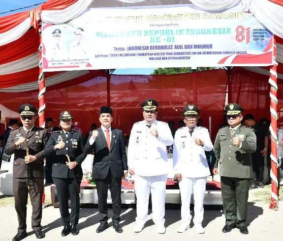 Bendera Merah Putih Sukses Berkibar dalam HUT RI ke-81 di Samosir, Bupati Vandiko Ajak Masyarakat Terus Berkarya dan Jaga Persatuan