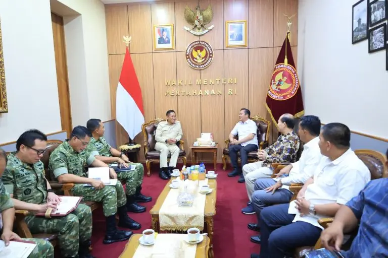Wakili Menhan RI, Wamenhan Terima Audiensi Bupati Nias Barat Bahas Penguatan Pertahanan Kepulauan