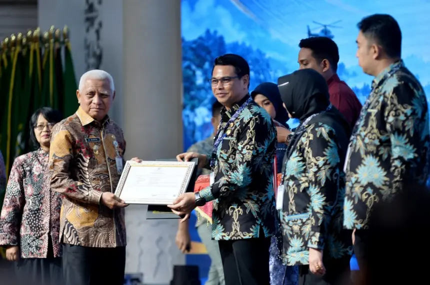 Tutup PKN Tingkat II Angkatan XII, Wagub Sumut Tekankan Kepemimpinan Adaptif dan Integritas