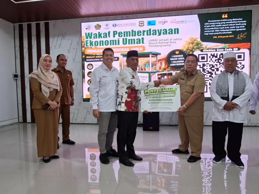 Wali Kota Wesly Buka Edukasi Ekonomi Syariah, Dorong Wakaf Produktif untuk UMKM