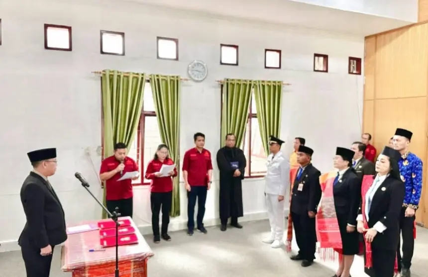 Sekda Humbahas Lantik Pejabat Administrator dan Fungsional, Tekankan Integritas dan Kinerja