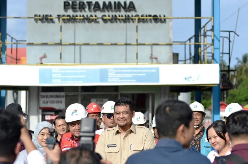 Pastikan Pasokan BBM Aman Jelang Nataru, Bobby Nasution Tinjau Fuel Terminal Pertamina di Gunungsitoli