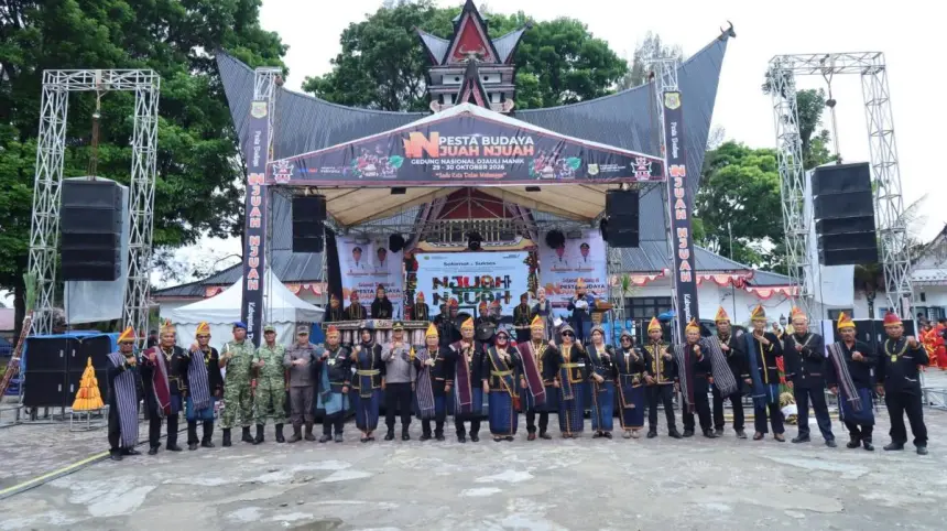 Buka Pesta Budaya Njuah Njuah 2026, Bupati: Budaya Pakpak Jadi Pondasi Pembangunan Dairi