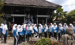 Pengurus Museum Simalungun Apresiasi Kedatangan SMA Al Ulum Medan