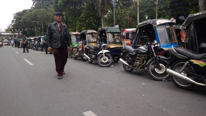 Ikon Siantar Tak Mampu Bersaing dengan Transportasi Online, Becak Riwayat Mu Kini