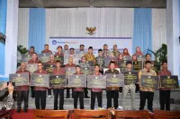 Wamen Atip Resmikan Hasil Revitalisasi 28 Satuan Pendidikan SMA se-Provinsi D.I. Yogyakarta