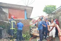 Ditinggal saat Bakar Sampah, Rumah di Narumonda Hangus Terbakar