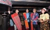 Menteri Kebudayaan Kunjungi Samosir, Bupati Sambut di Cagar Budaya Huta Simarmata