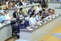 Gus Ipul Tegaskan Realokasi PBI JKN untuk Keadilan Akses Kesehatan