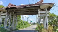 Pemkab Simalungun Bongkar Gapura di Panombeian Panei