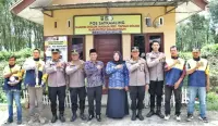 Satkamling Nagori Dolok Maraja Terima Penghargaan Terbaik dari Poldasu