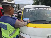 Satlantas Polres Siantar Imbau Sopir Angkot Tertib Berlalulintas