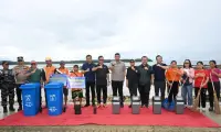 Pimpin Gerakan ASRI di Sorake, Bobby Nasution Tekankan agar Kegiatan Ini Rutin Dilakukan