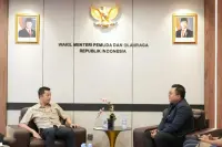 Terima Audiensi Garuda TV, Wamenpora Taufik Bahas Kolaborasikan Program Kepemudaan dan Keolahragaan