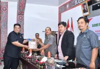 Bupati Samosir Sampaikan Nota Pengantar 4 Ranperda dalam Rapat Paripurna DPRD