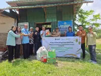 Pererat Silaturahmi, PT Pegadaian Area Rantau Parapat Berbagi Bingkisan Idul Fitri ke Bank Sampah
