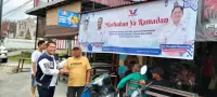 Anggota DPRD Siantar Alex Damanik Bagikan Takjil dan Sambangi Warga Door to Door