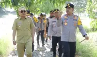 Bupati Simalungun Dampingi Kapoldasu Ikuti Anev Sitkamtibmas Lebaran di Pos Yan Parapat