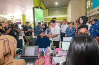 Wamenkes Dante Pastikan Posko Kesehatan Gambir Siap Dukung Mudik Aman dan Nyaman