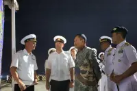 Pererat Diplomasi Maritim, Wamenhan RI Hadiri Undangan Resepsi di Atas Kapal Korvet Rusia di Jakarta