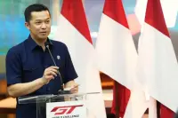 Wamenpora Dorong Lahirnya Pembalap Nasional Berprestasi di Ajang GT World Challenge Asia 2026