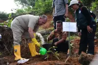 Pemkab Tapteng Bersama Balai Besar KSDA Sumut Lakukan Aksi Tanam Pohon