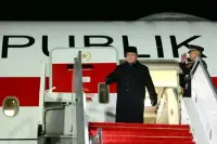 Seskab Teddy: Presiden Prabowo Tiba di Paris Usai Pertemuan Intensif 5 Jam dengan Presiden Putin di Kremlin