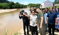 Bobby Nasution Tinjau Sempadan Sungai Sibuluan, Pastikan Rekonstruksi Tanggul dan Hunian Warga Dipercepat