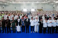 Tepung Tawar Warnai Pelepasan Calon Jemaah Haji Medan, Rico Waas Sampaikan Pesan Menyentuh