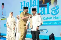 Tepung Tawari Calon Jemaah Haji, Bobby Nasution: Jaga Kesehatan, Kekompakan, dan Nama Baik Sumut