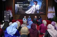 Selenggarakan Kegiatan Mencanting Batik, Menteri PANRB: Sebuah Proses Ketelitian Setiap Langkah