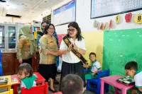 Kunjungi PAUD-SAB di Siantar Marihat, Liswati Dorong Pengadaan Infrastruktur Sekolah
