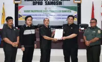 DPRD Sampaikan Rekomendasi Terhadap LKPJ Bupati Samosir Tahun Anggaran 2025