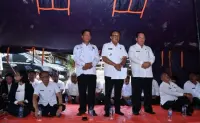 Pemkab Samosir Beri Penghiburan kepada Korban Kebakaran, Wabup Ariston Tua Sidauruk Serahkan Bantuan Tunai, Sembako dan Bahan Bangunan