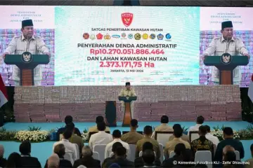 Menkeu Purbaya Hadiri Penyerahan Denda Administratif dan Lahan Kawasan Hutan