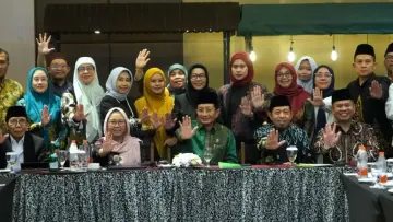 Menag: Pesantren Harus Jadi Ruang Paling Aman bagi Anak  -  Untuk mengakses berbagai layanan Kementerian Agama