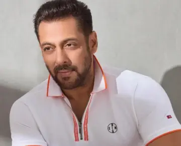 Viral Momen Salman Khan Marahi Paparazi di Rumah Sakit