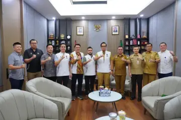 Siap Meriahkan Hari Jadi Kota Medan, Rico Waas Dukung Kompetisi 'Padel Untuk Semua'