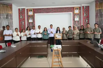 Bupati Humbahas Buka Forum Strategi UHC dan Kemitraan Fasilitas Kesehatan