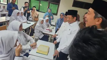 Revitalisasi Pendidikan Sulap Kelas Bocor MTsN 1 Bogor Jadi Ruang Belajar Modern