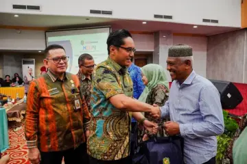 Usia Bukan Batas, Rico Waas Ajak Lansia Medan Tetap Jadi Cahaya Keluarga dan Inspirasi Kota